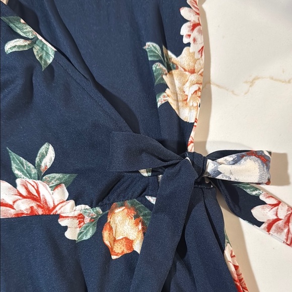 Navy Floral Fortune + Ivy (ps) NWOT High Low Wrap Dress with Flutter Sleeves - Picture 3 of 4